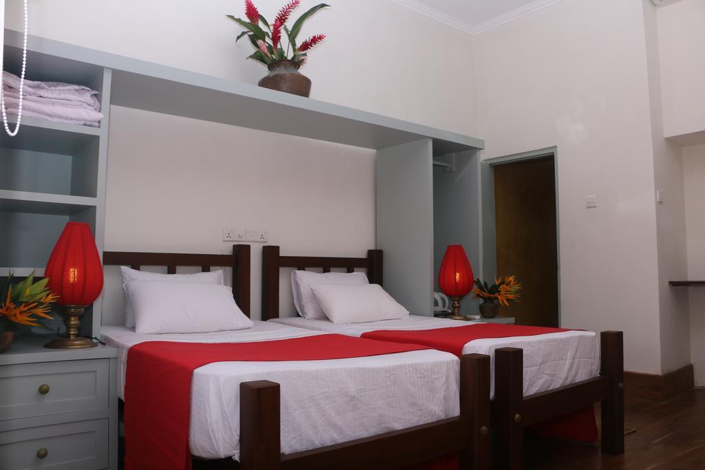 Khalid'S Guest House Галле Номер фото