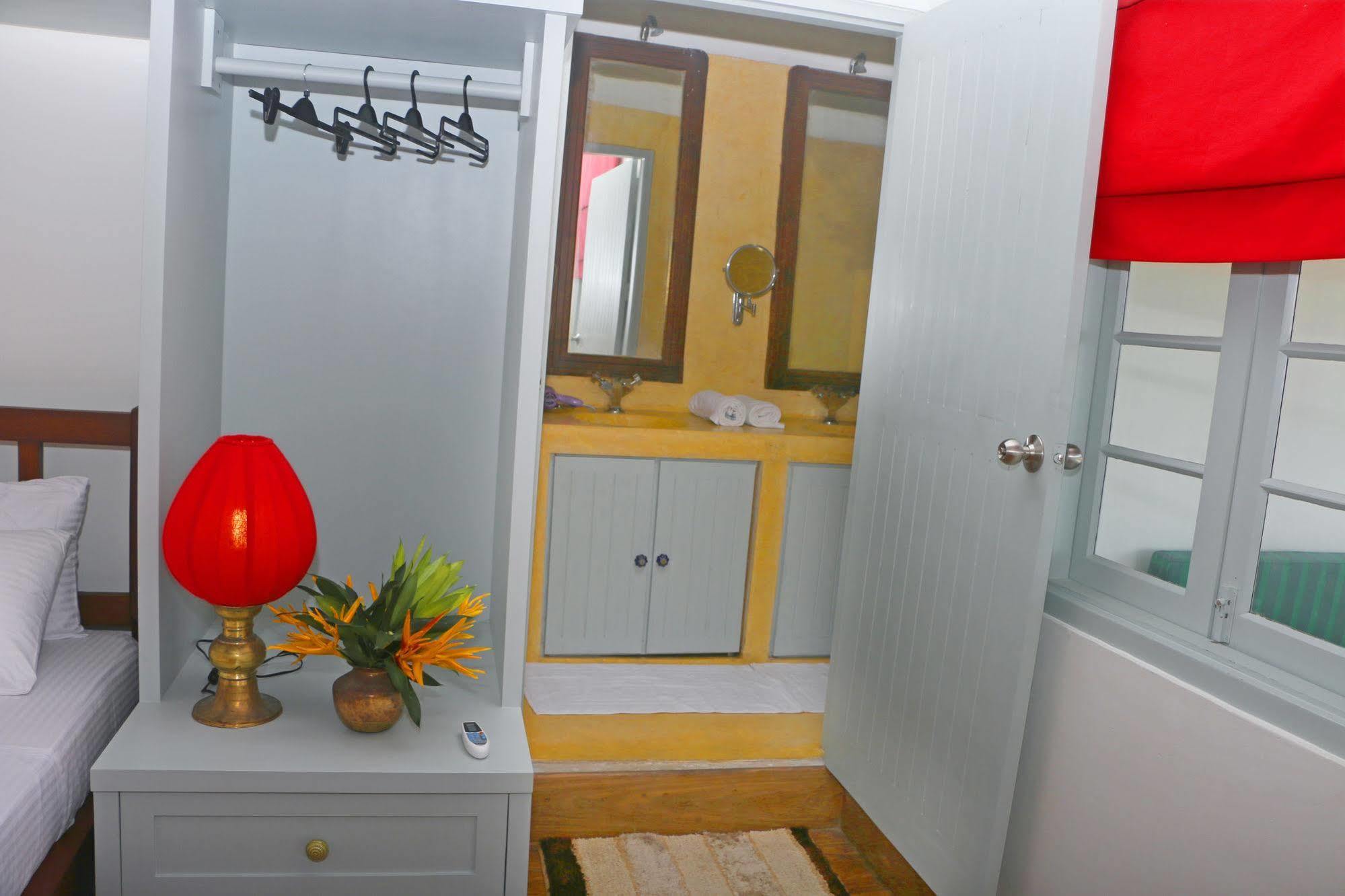 Khalid'S Guest House Галле Экстерьер фото