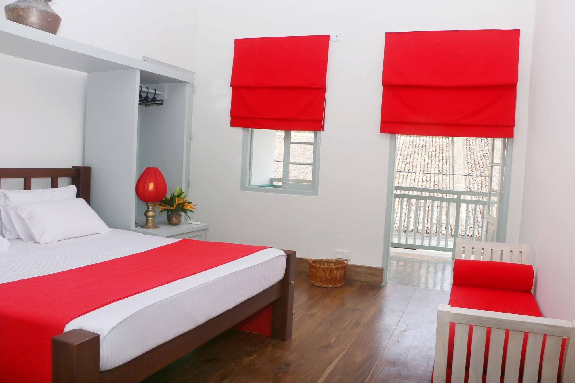 Khalid'S Guest House Галле Экстерьер фото